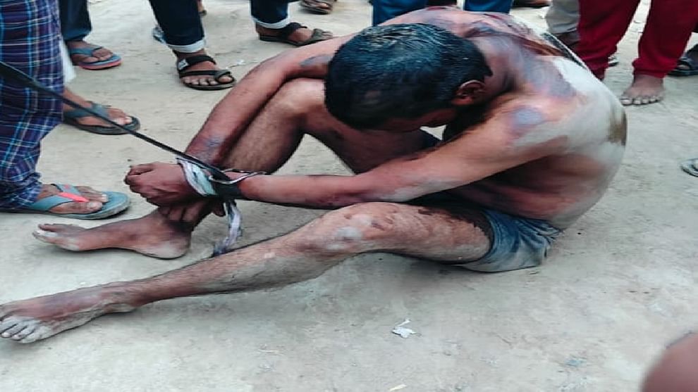 girl family tied man to pole and beat him brutally in Budaun