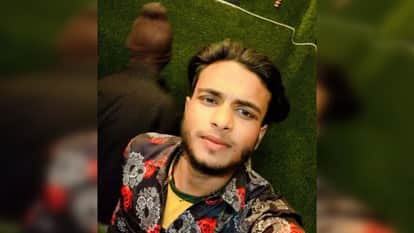 Ghaziabad: 19 year old Shivam committed suicide in Dasna jail, family members accused the inspector