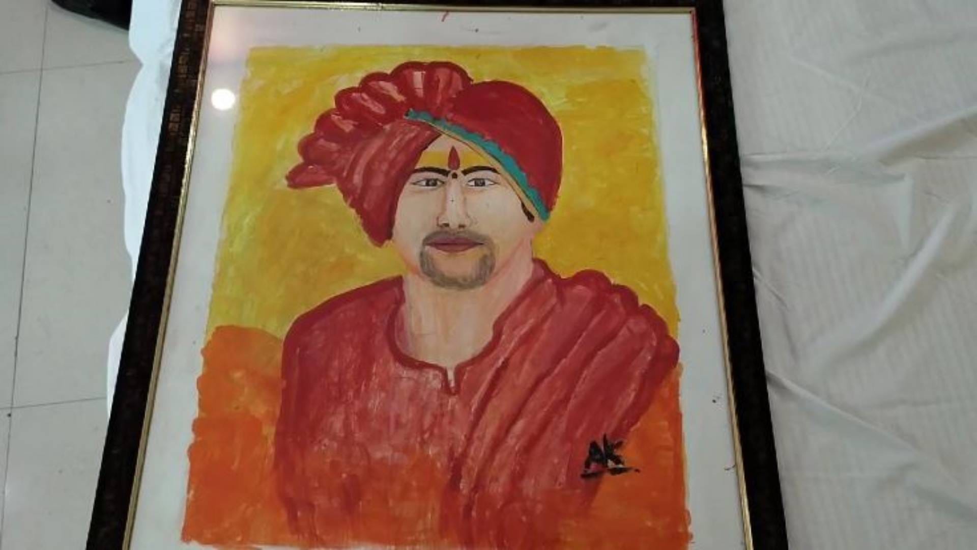 handicapped young man made picture of Dheerendra Shastri with his feet even Amitabh Bachchan follows artist