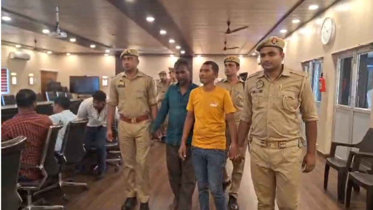 Azamgarh Police action Inter district vehicle theft gang exposed two accused arrested