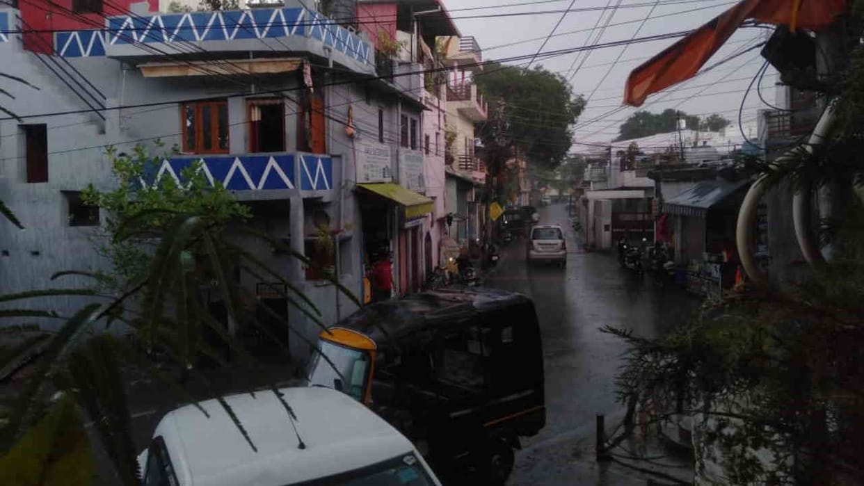 Heavy rain at various places in Uttarakhand including Dehradun weather Updates