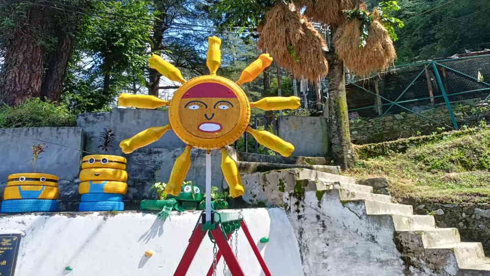 Uttarkashi Waste Wonder Park decoration with waste Material See beautiful Photos