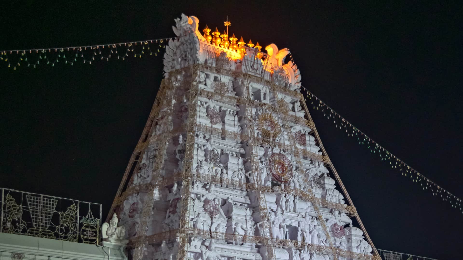 tirupati balaji temple mysterious things even scientists could not lift the secrets news in hindi
