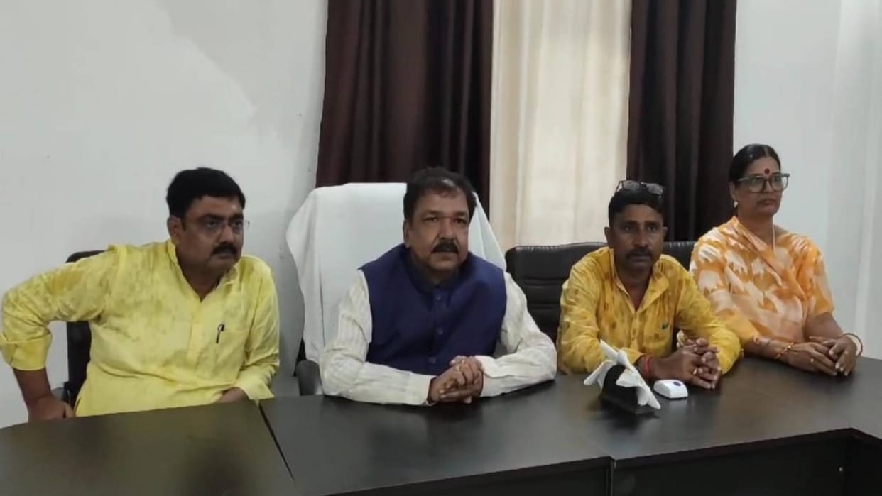 Siwan: Hasanpura tops in ranking of zone offices, Bihar Revenue and Land Reforms Department released list