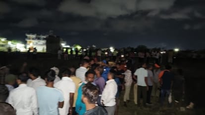 लखनऊ: खनन करके बनाए गए तालाब में तीन छात्र डूबे, दो की मौत, नहाने गए थे Lucknow: Pond was made by mining, three students drowned, two missing, three friends had gone to take bath