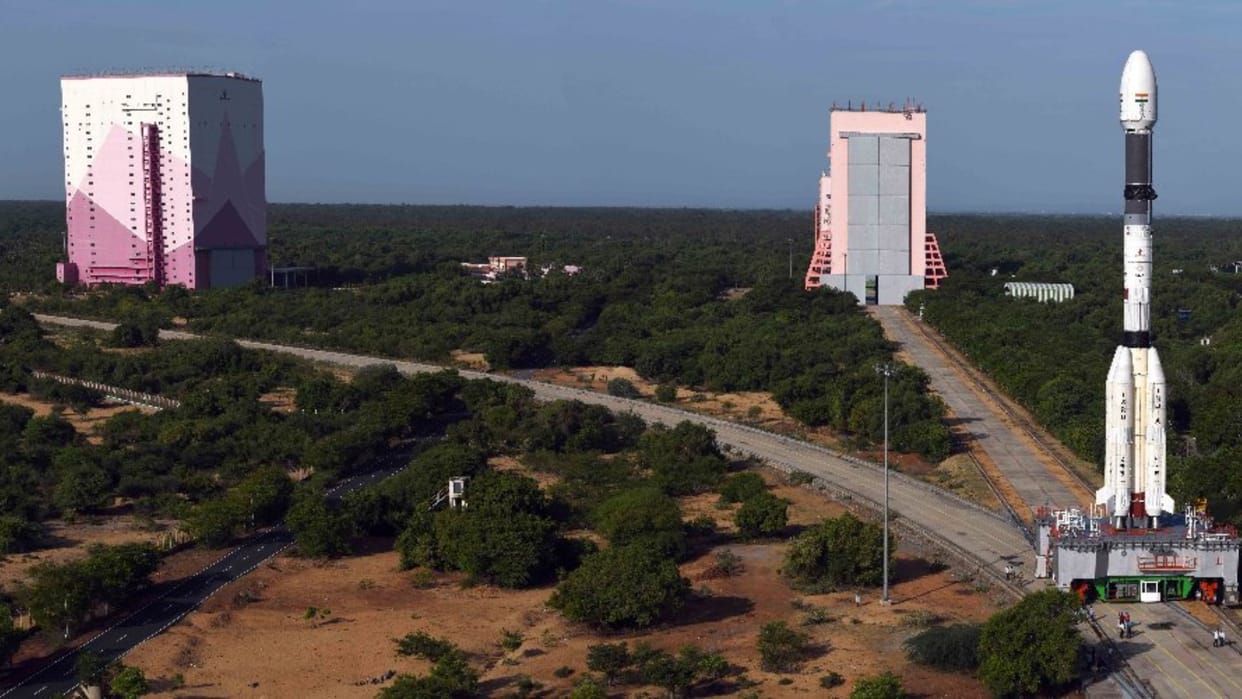 How to get a job in ISRO? Know which course can make a career in this field