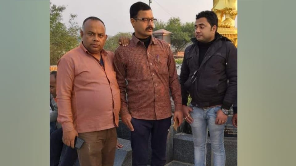 Kushinagar Fake Currency Case Rafi Khan Used Illicit Earnings to Gain Political Influence