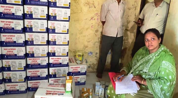 Indore News: Ghee was being made by adding essence, five thousand liters of fake ghee seized
