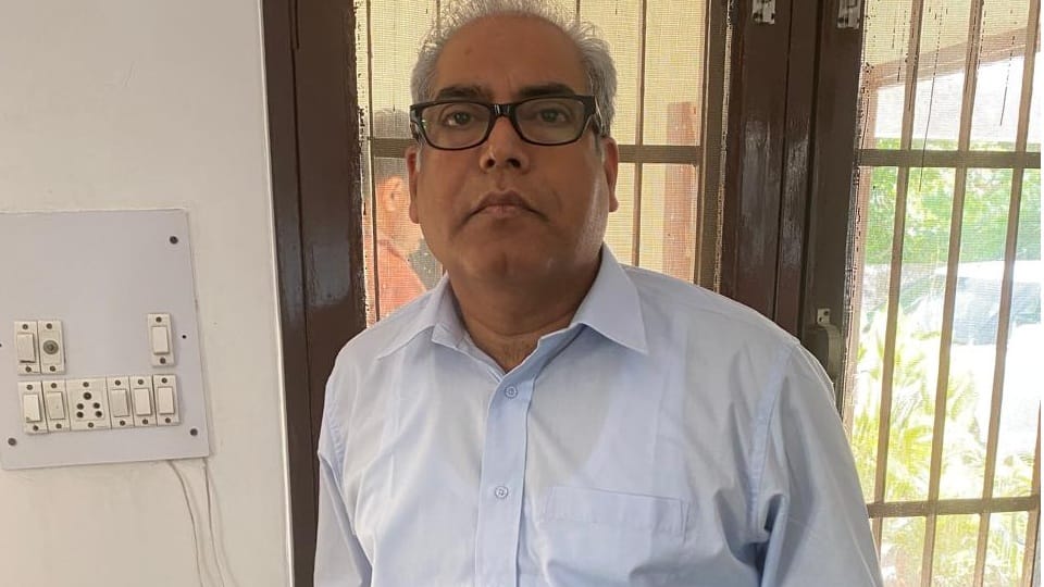 1.02 crore cash found from Panchkula flat of Deputy CEO Dr. Ravi Vimal