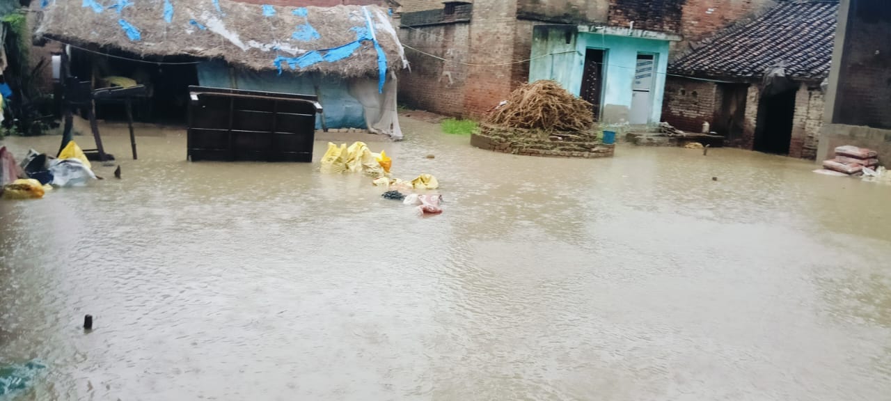Warning of heavy rain for 30 districts in Uttar Pradesh.