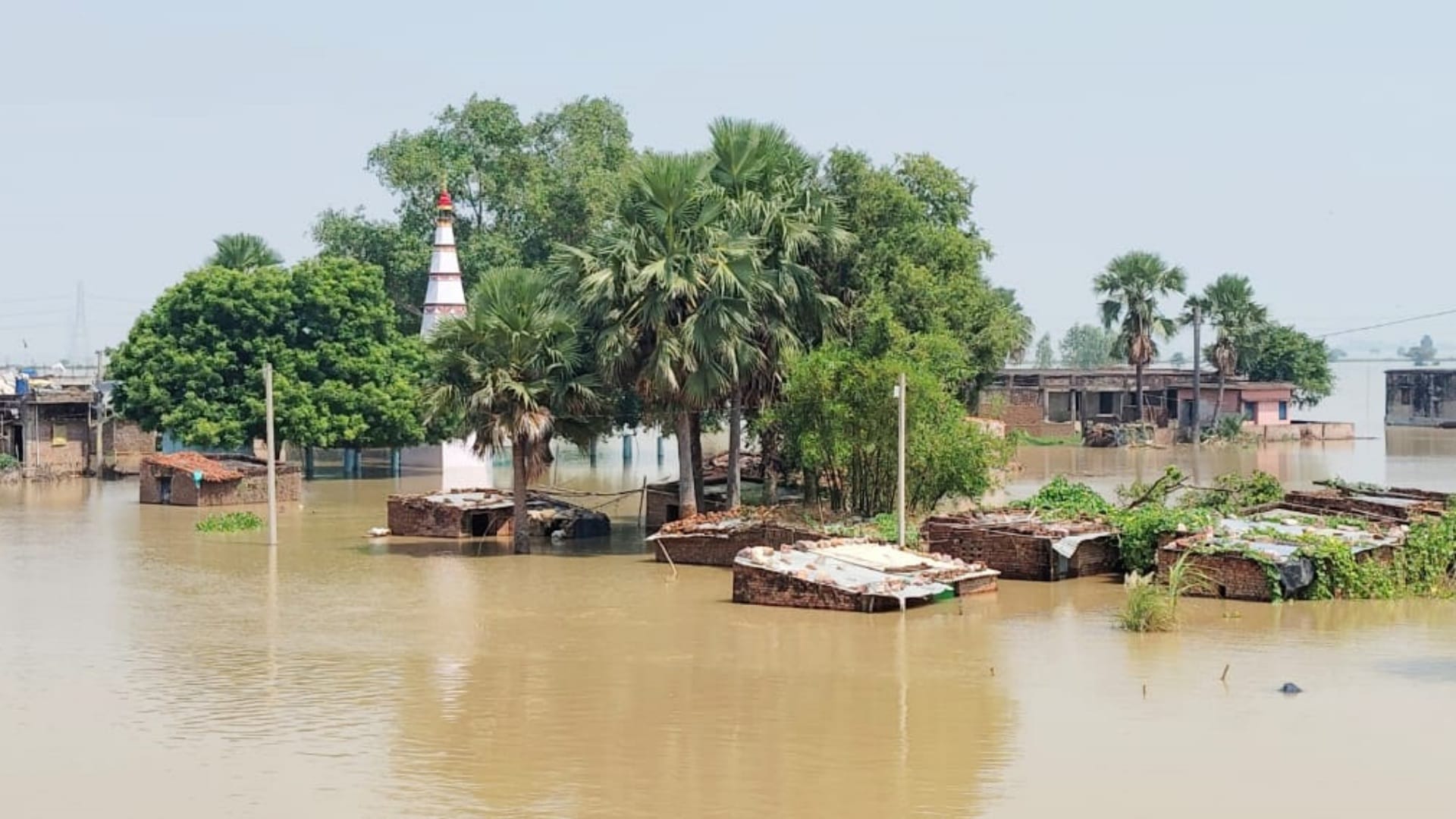 Bihar: Flood water started receding in Sheikhpura, but flood victims did not get complete relief, see photos