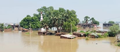 Bihar News: Water level of Ganga is decreasing in Patna, Bhagalpur, Buxar, erosion intensifies, culvert, flood