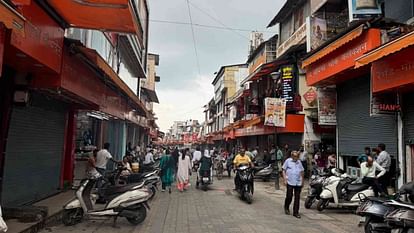Dehradun News Ruckus between Two Communities at railway station Stone Pelting Uproar in police station case
