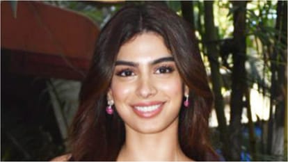 Khushi Kapoor was trembling on release of the trailer of Loveyapa with junaid khan she described her condition