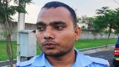 UP News: Robbery in Meerut, took guards hostage and looted licensed guns, cartridges and transformers