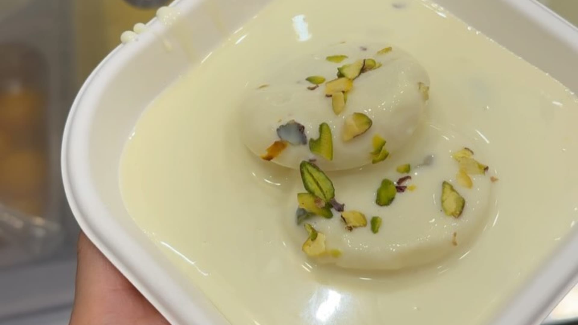 instant sweet recipe for mother's day special celebration at home in hindi