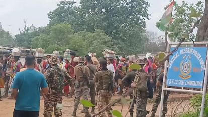 Villagers protest against alleged fake encounter take out rally in front of police station in Sukma