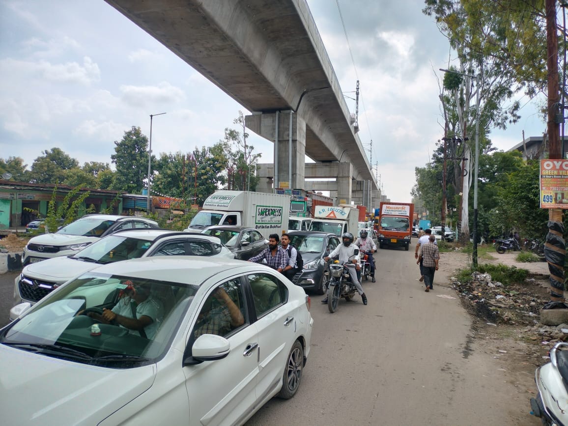 BKU Protest: Farmers sit at Meerut Partapur thana for 18 hours, alligation on BJP