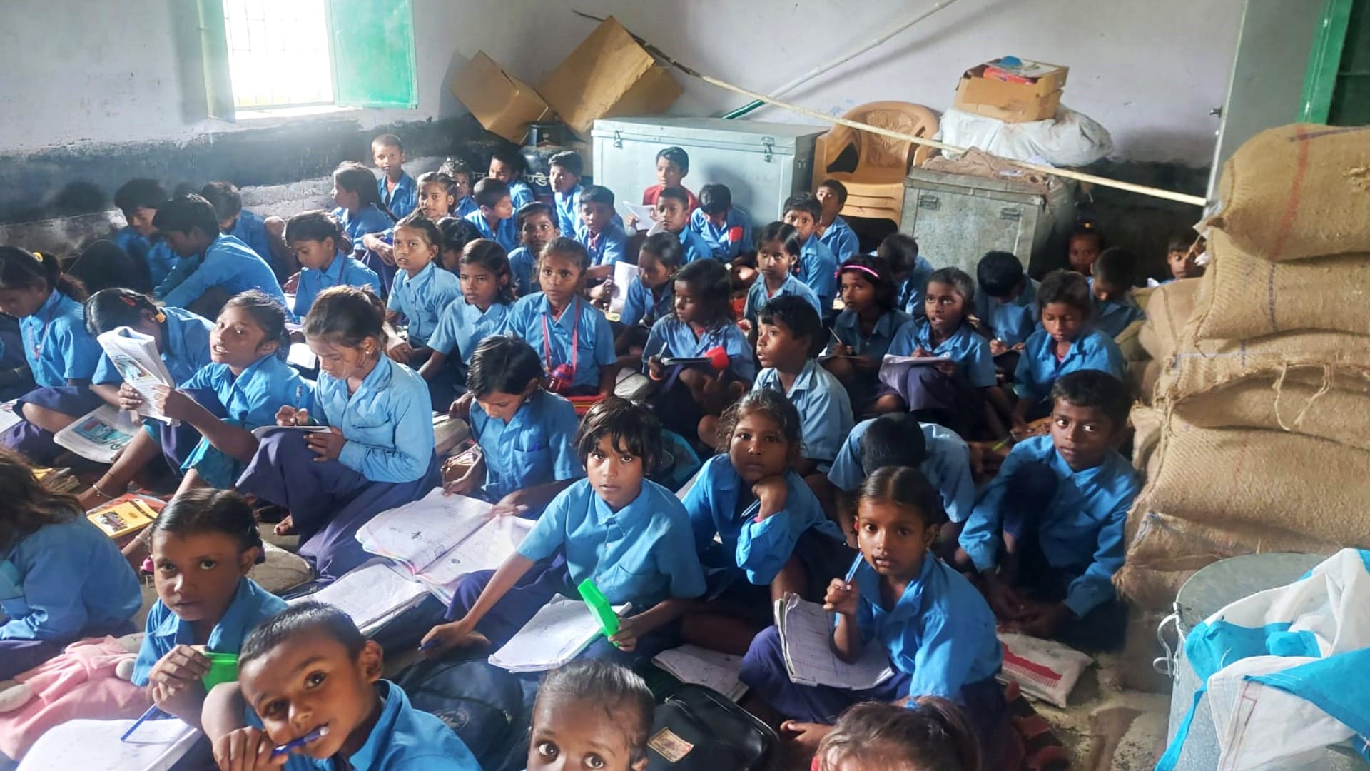 Bihar News: Two schools running under one roof in Nalanda, how will future of children be made