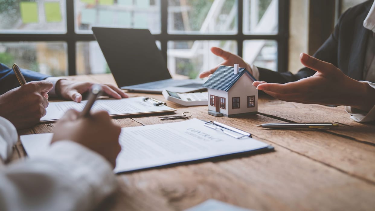 House tax filing and rejection fee reduced by five times in Lucknow benefits available on sale deeds and wills
