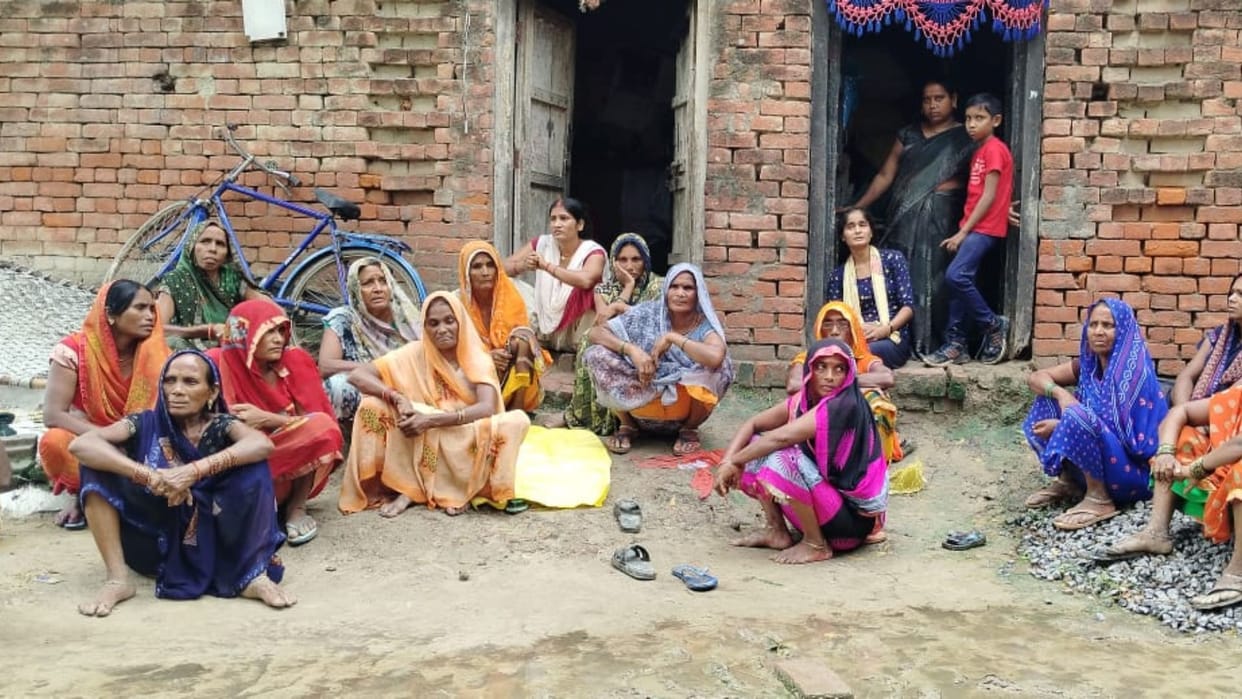 Woman died and son injured due to lightning in jaunpur