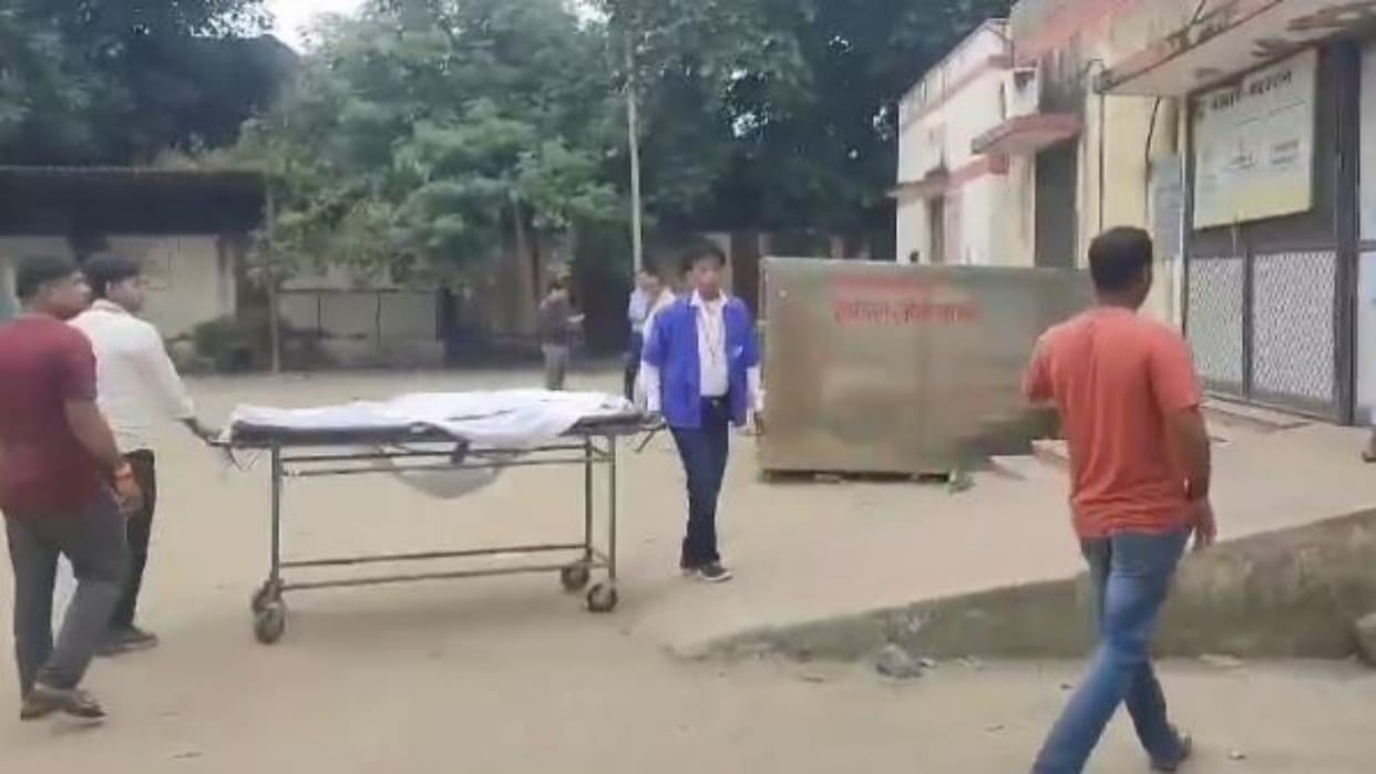 Alwar News: Fierce collision between two bikes near Laxmangarh police station, bike rider dies in hospital