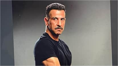 Ronit Roy Protect Saif Ali Khan In Future Actor Own A Security Agency Service