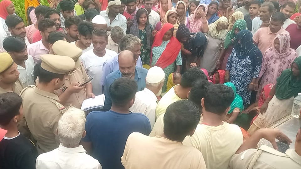 Five hours of uproar in Moradabad Crowd pelted stones on policemen after death of a youth see photos