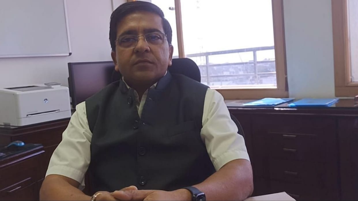 Superintending Engineers of Banaras, Aligarh and Bareli suspended for carelessness.
