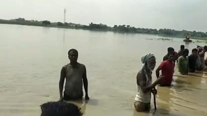 Bihar Flood: Boat accident in Kosi river in Darbhanga, nine people drowned; one girl missing