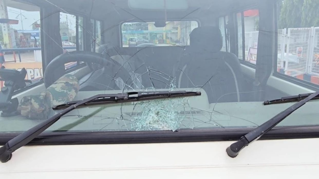 Bihar: Liquor mafia attacked police during raid in Begusarai, 2 policemen including station in-charge injured