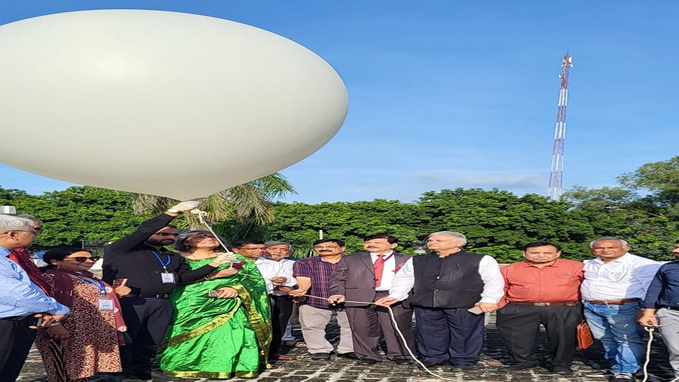 AMU releases seventh weather balloon