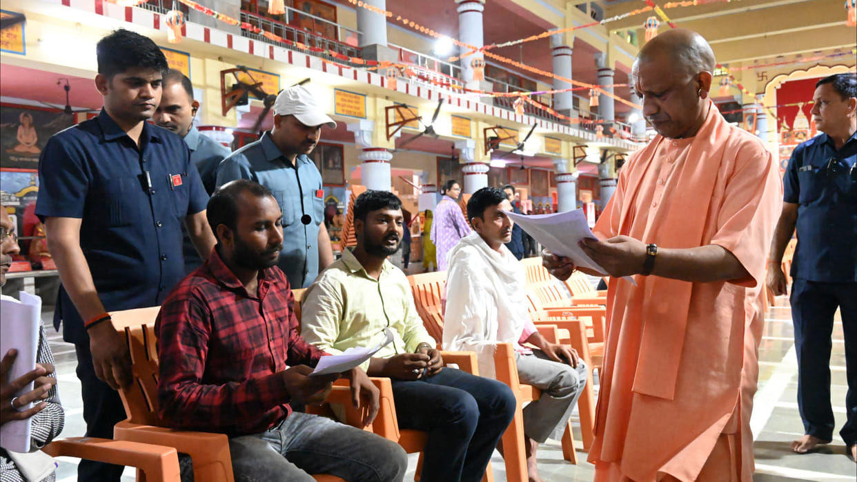 CM Yogi heard complaints during public darshan in Gorakhpur Gorakhnath temple