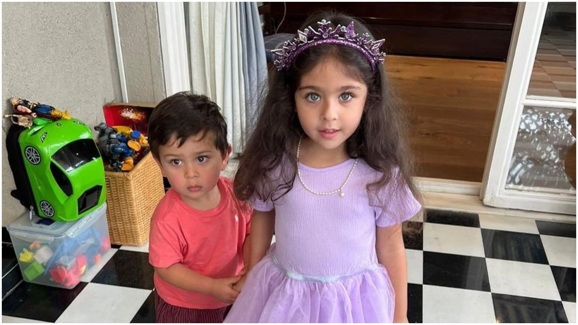 kareena kapoor khan neha dhupia dia mirza saba pataudi wishes birthday to soha ali khan daughter inaaya