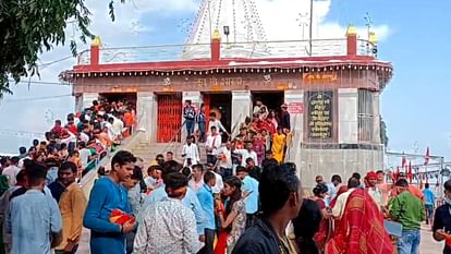 Navratri 2024: मैहर में नवरात्र में मीट की दुकानों को बंद करने का फरमान जारी, अंडे बेचने पर भी प्रतिबंध Navratri 2024: Order issued to close meat shops during Navratri in Maihar, ban on selling eggs also