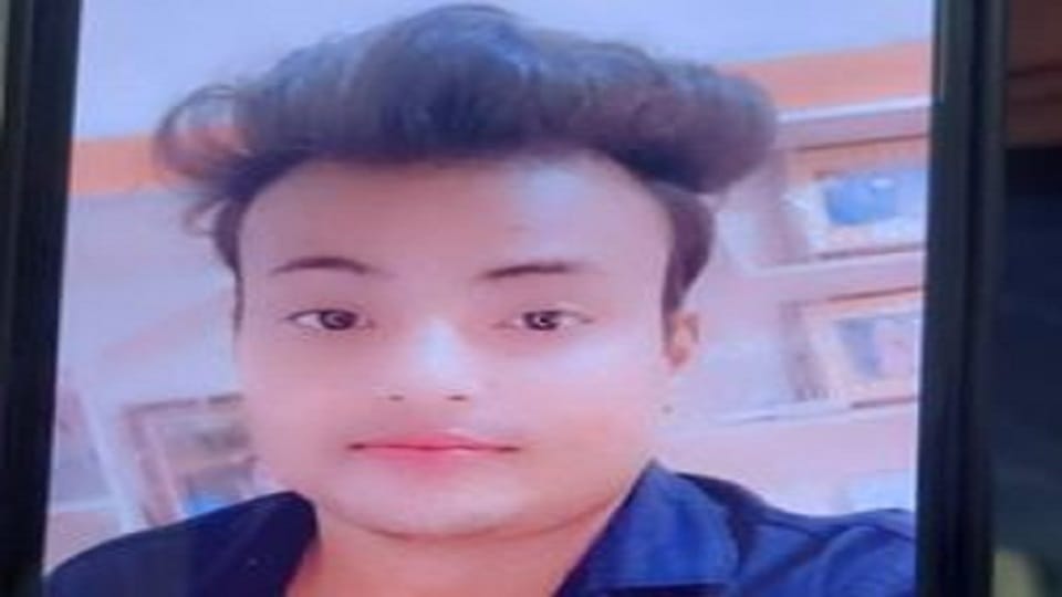 Lover drank mosquito repellent then hanged himself These words said before death will shock you