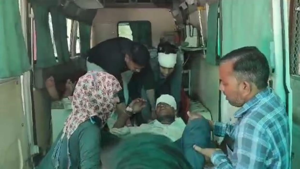 Alwar News: Clash between 2 parties with sticks and sticks over sowing on ancestral land, 4 people injured