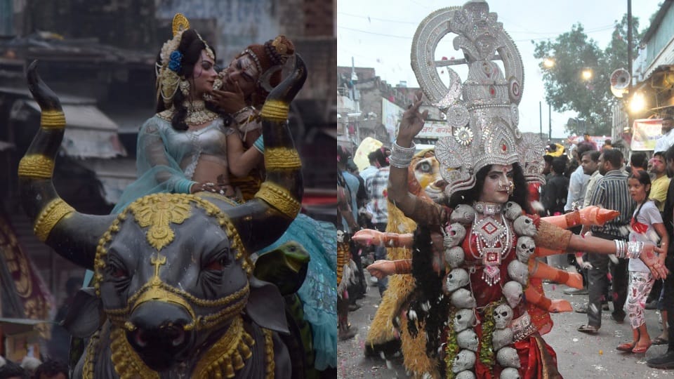 Ram Barat agra captivated mind amazing vibrant tableaux welcome with flowers see photos