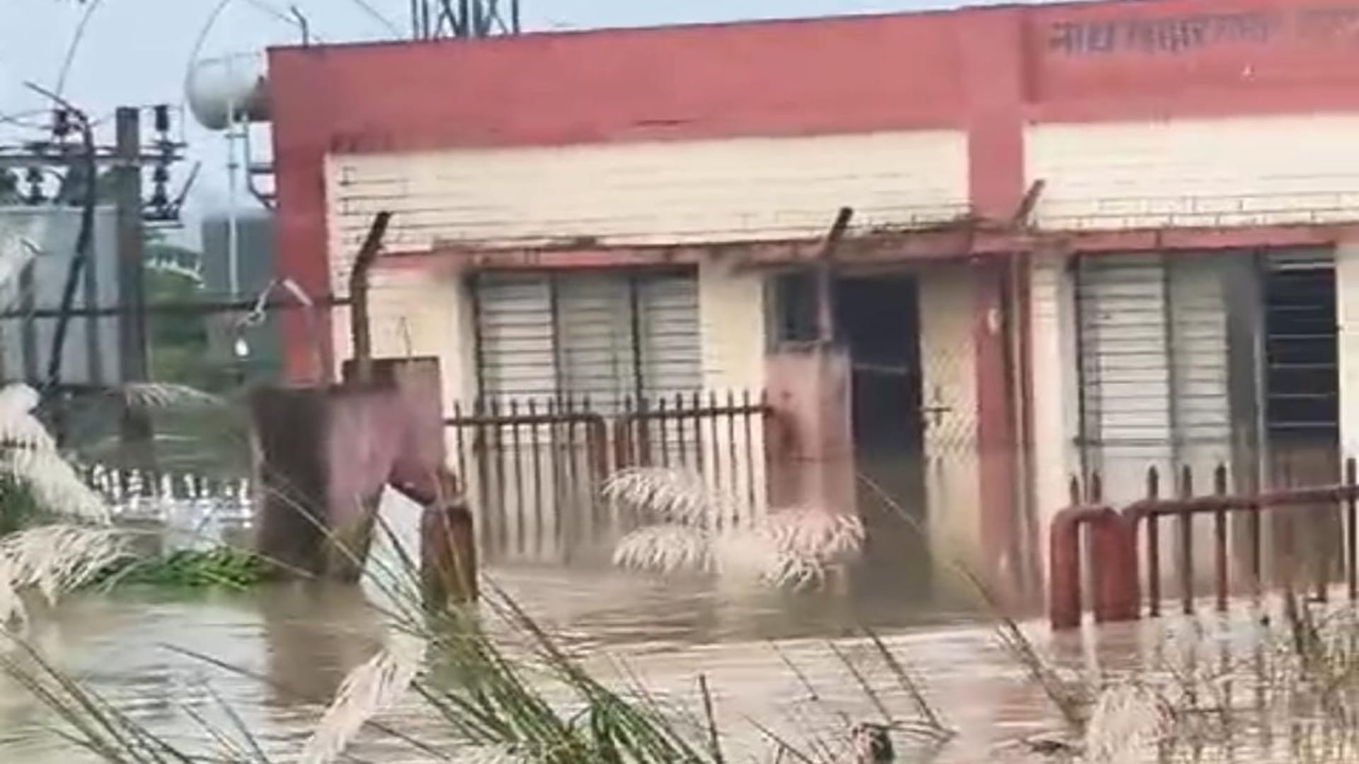 Bihar Flood: Bagmati overflows in Muzaffarpur; flood water on roads, power house also submerged