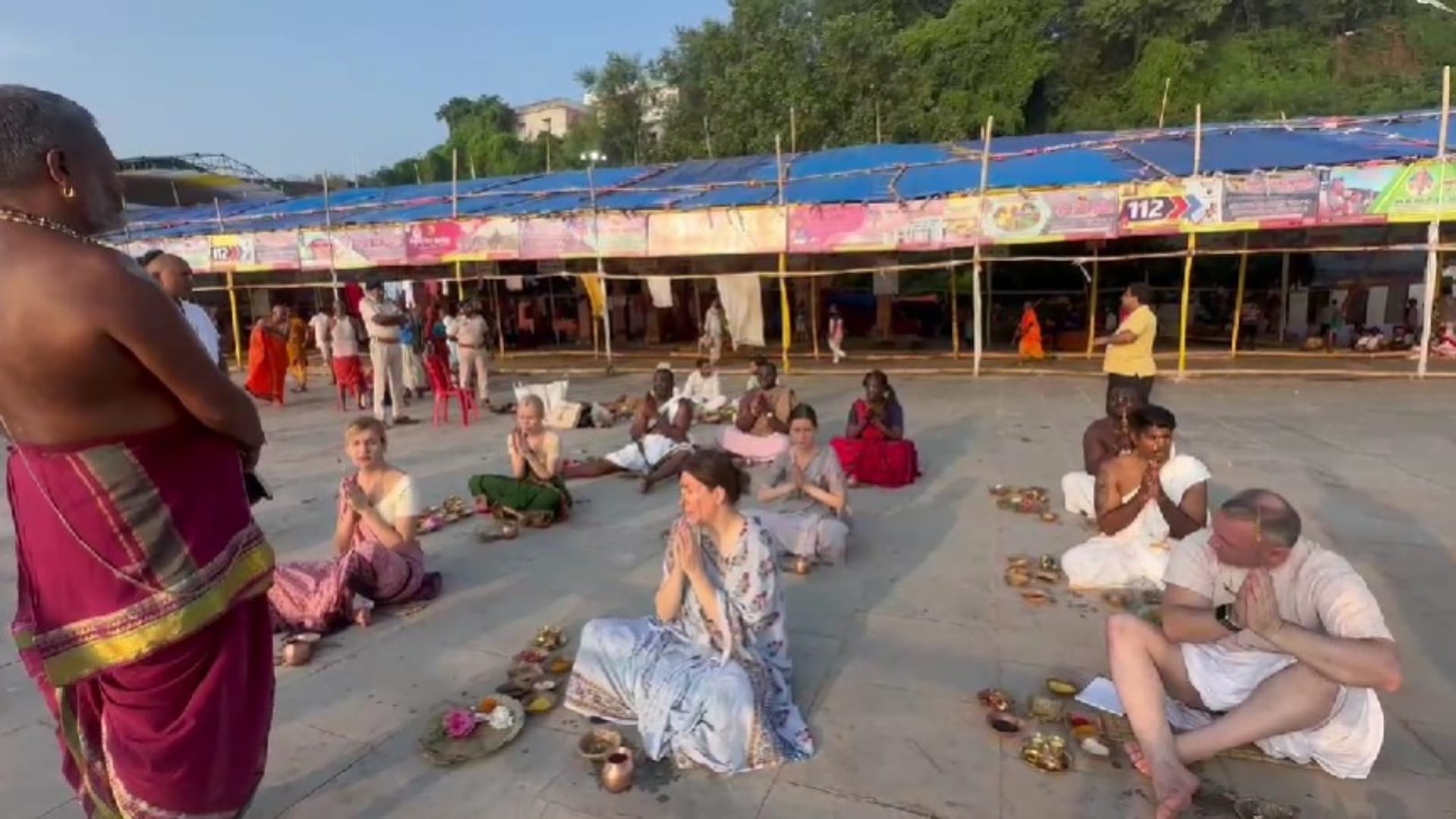 Bihar News: Pilgrims from six countries reached Gayaji Mokshadham, performed Pinddaan