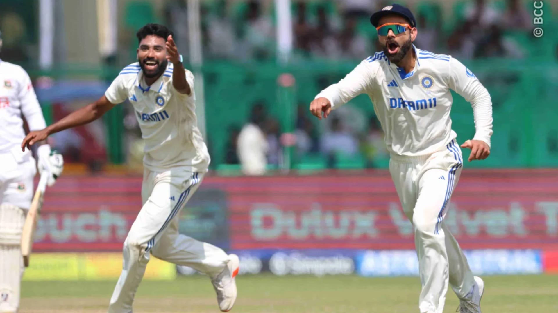 IND vs BAN Test: Rohit Sharma took one handed catch by flying in air, batter Litton Das stunned, watch video