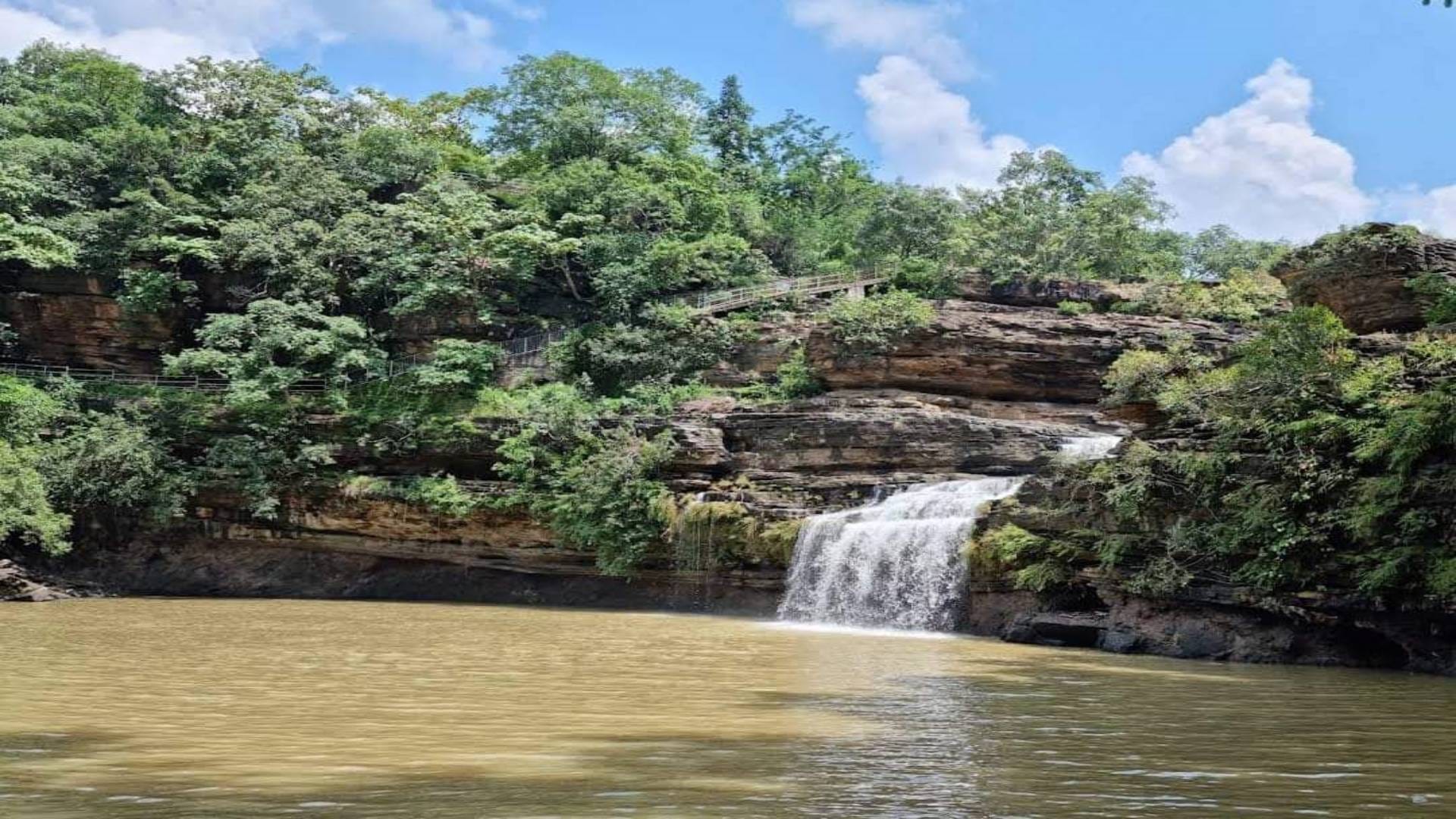 Panna Pandav Waterfall Photos You will not be able to take your eyes off enchanting beauty