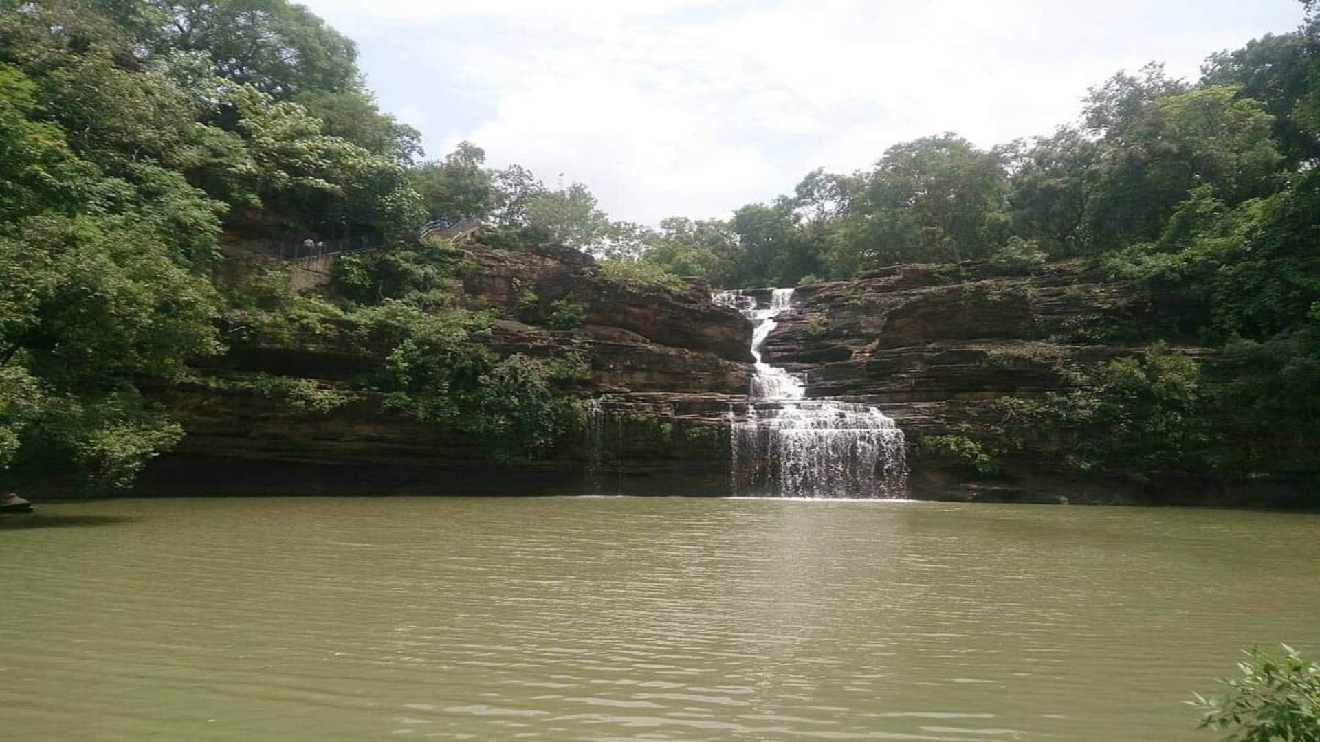 पन्ना पांडव जलप्रपात