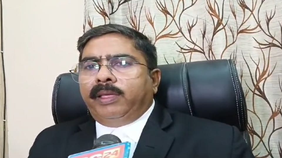 संदीप दुबे,अधिवक्ता हाईकोर्ट
