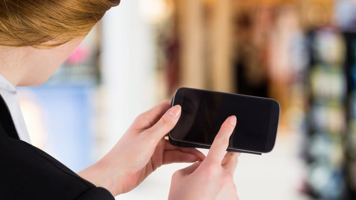 How to check expiry date of smartphone know tips and tricks