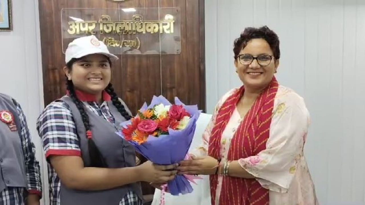 8th class student aparajita became dm for one day in Pilibhit