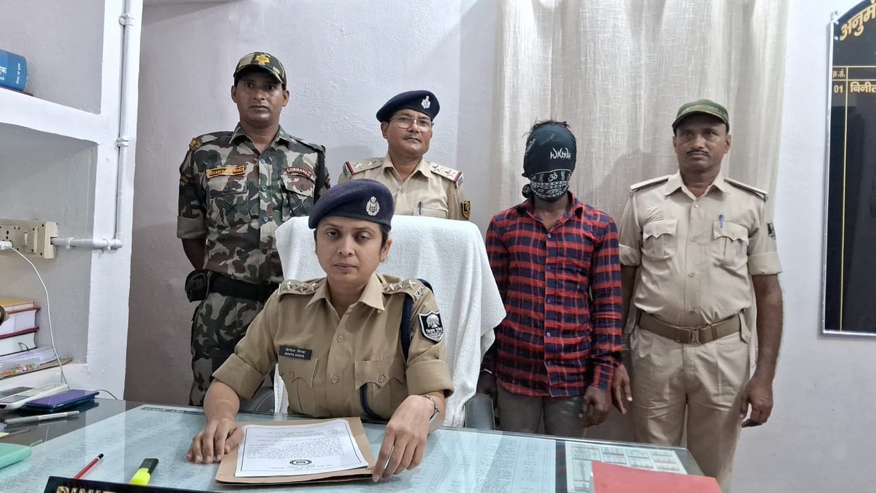 Bihar News: Smugglers arrived in Muzaffarpur with a consignment of liquor, police seized it and arrested one