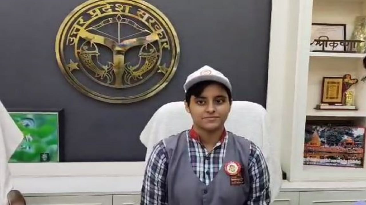 8th class student aparajita became dm for one day in Pilibhit