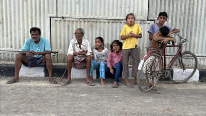 In Gorakhpur, Villagers kept guard all night with torches so that crocodile does not enter the house.