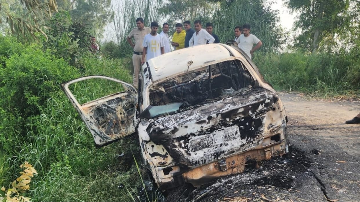 Haryana: Burnt body of driver found in car in Sonipat, suspicion of murder